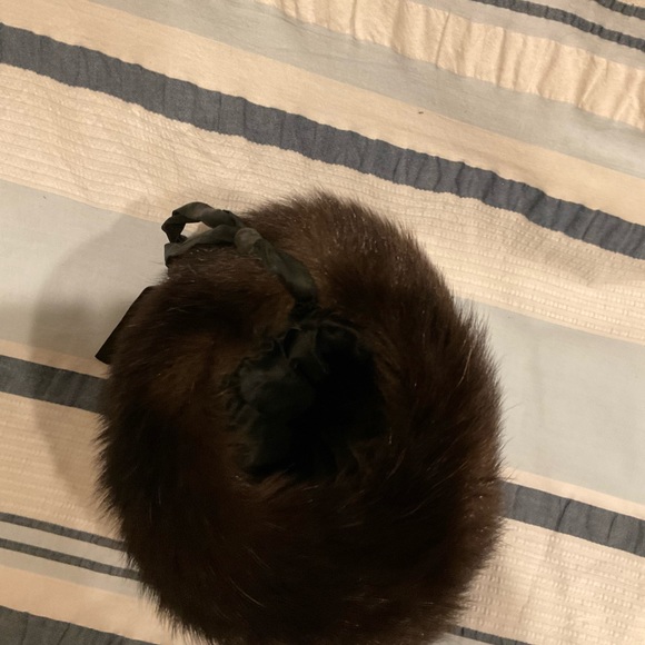 Vintage Genuine Black Fur Muff - Picture 7 of 11